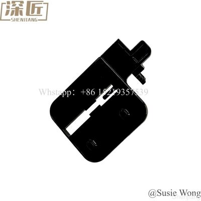 4450000024 Suku Cadang ATM Hyosung Hyosung CDU30 Cassette Lock Plate Kanan HCDU 7430005585 dengan Kualitas Baik