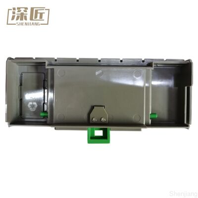 2040000217 Tutup Wadah Pembersih NCR dengan Kunci dan Gagang Suku Cadang Mesin ATM untuk NCR S1 Reject Cassette 4450693308 445-0693308